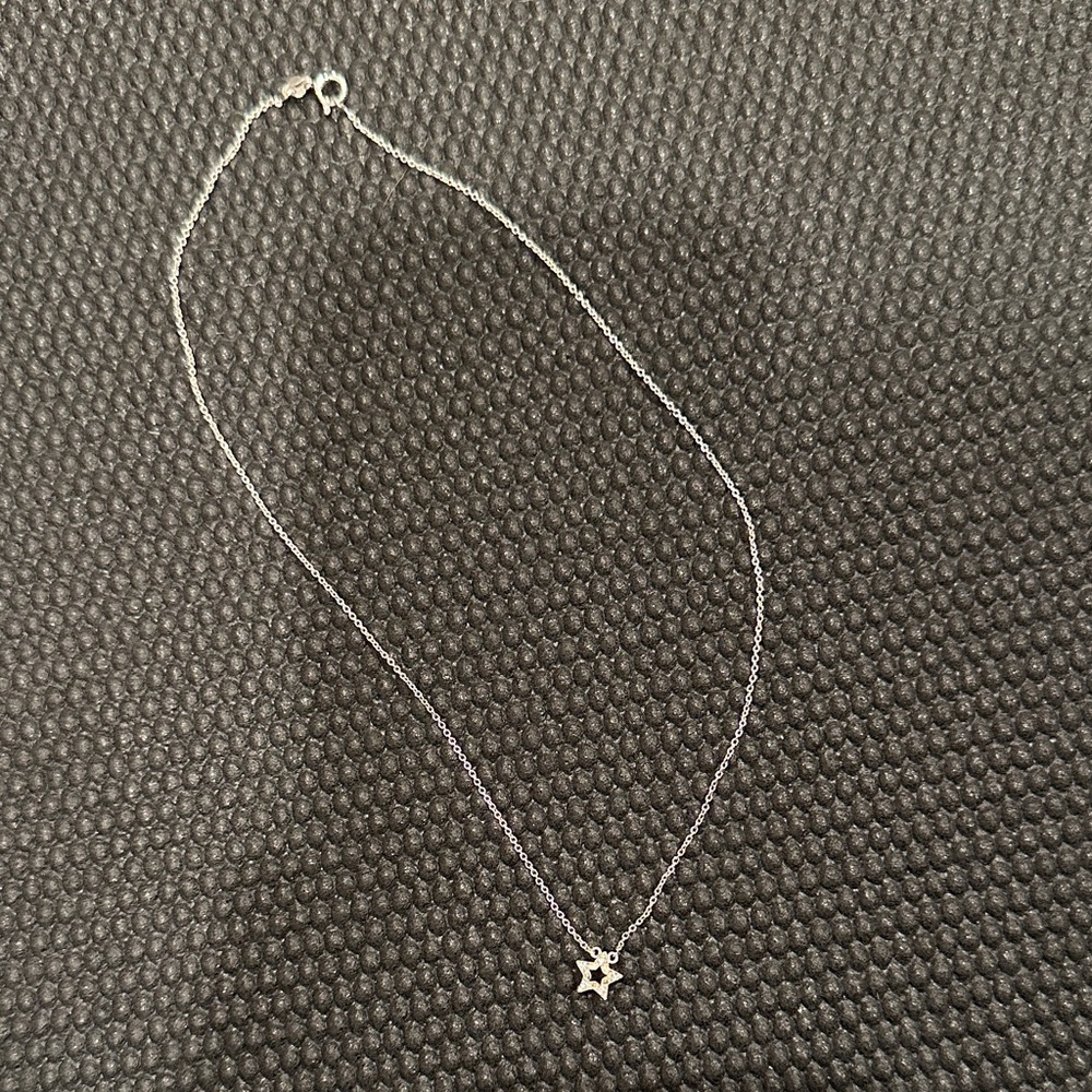 Elegant Silver Star Necklace